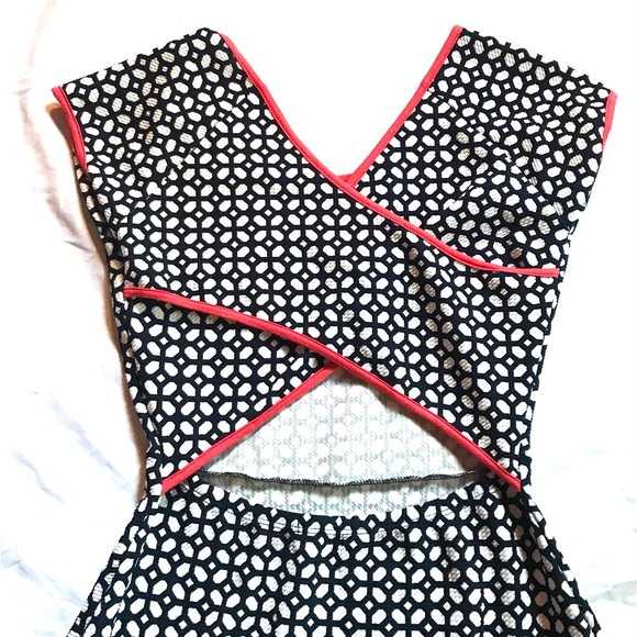 Cross-Cross Back Dress - Picture 2 of 2